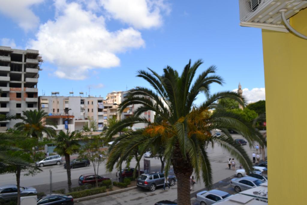 Hotel Alpine Vlorë Quarto foto